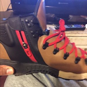 Acg boots